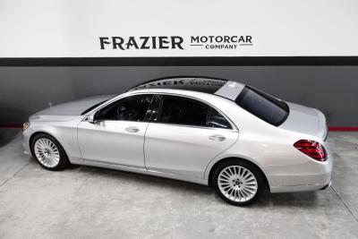 2019 Mercedes - Benz 4320 mile S 560