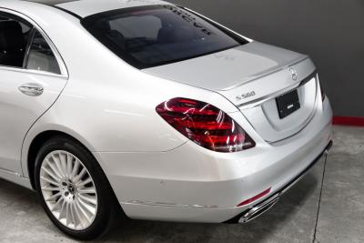 2019 Mercedes - Benz 4320 mile S 560