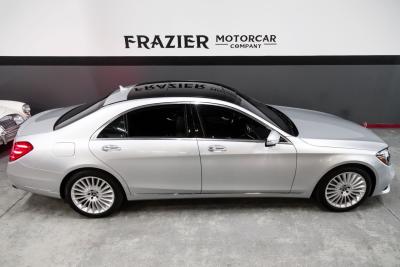 2019 Mercedes - Benz 4320 mile S 560