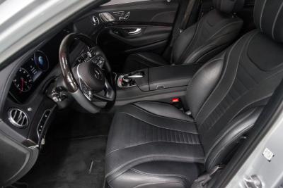 2019 Mercedes - Benz 4320 mile S 560