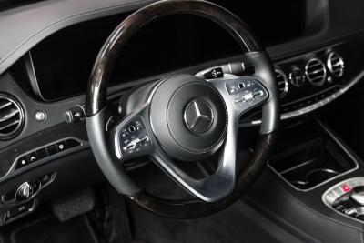 2019 Mercedes - Benz 4320 mile S 560