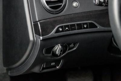 2019 Mercedes - Benz 4320 mile S 560