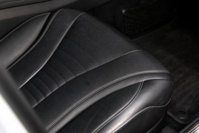 2019 Mercedes - Benz 4320 mile S 560