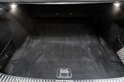 2019 Mercedes - Benz 4320 mile S 560