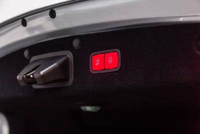 2019 Mercedes - Benz 4320 mile S 560