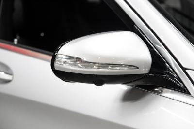 2019 Mercedes - Benz 4320 mile S 560