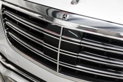 2019 Mercedes - Benz 4320 mile S 560