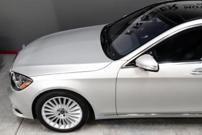 2019 Mercedes - Benz 4320 mile S 560