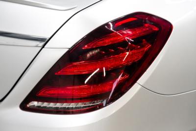 2019 Mercedes - Benz 4320 mile S 560