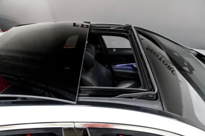 2019 Mercedes - Benz 4320 mile S 560