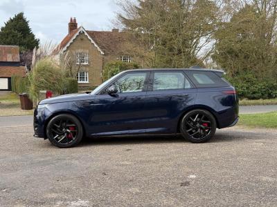 2023 Land Rover 3.0 D300 MHEV Dynamic SE Auto 4WD Euro 6 (s/s) 5dr