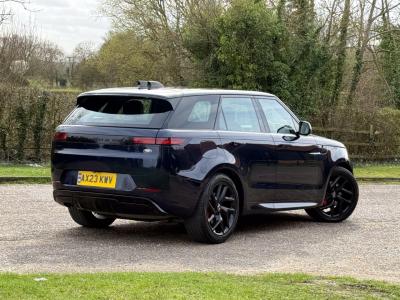 2023 Land Rover 3.0 D300 MHEV Dynamic SE Auto 4WD Euro 6 (s/s) 5dr