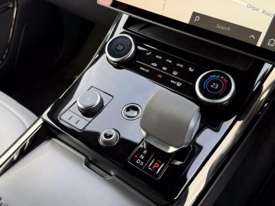 2023 Land Rover 3.0 D300 MHEV Dynamic SE Auto 4WD Euro 6 (s/s) 5dr