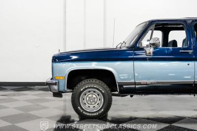1990 GMC Suburban SLE 4x4