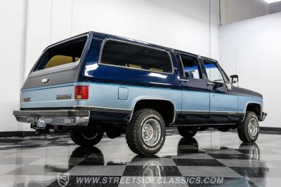 1990 GMC Suburban SLE 4x4