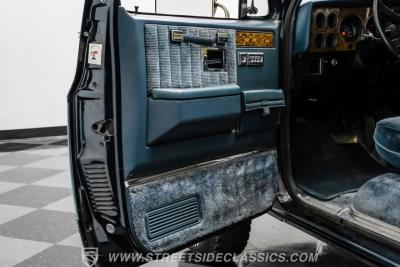 1990 GMC Suburban SLE 4x4