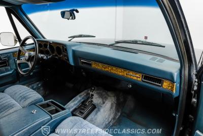 1990 GMC Suburban SLE 4x4