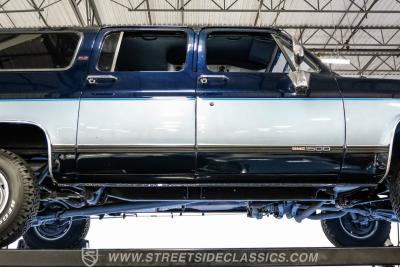 1990 GMC Suburban SLE 4x4