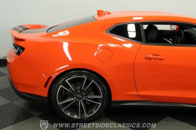 2018 Chevrolet Camaro Hot Wheels 50th Anniversary Edition