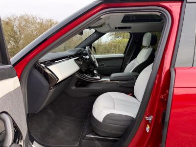 2024 Land Rover 3.0 D300 MHEV Dynamic SE Auto 4WD Euro 6 (s/s) 5dr