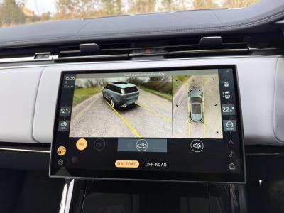 2024 Land Rover 3.0 D300 MHEV Dynamic SE Auto 4WD Euro 6 (s/s) 5dr