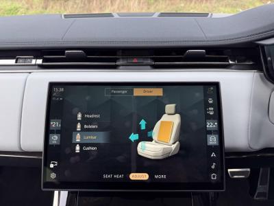 2024 Land Rover 3.0 D300 MHEV Dynamic SE Auto 4WD Euro 6 (s/s) 5dr