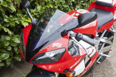 2001 Yamaha YZF-R1