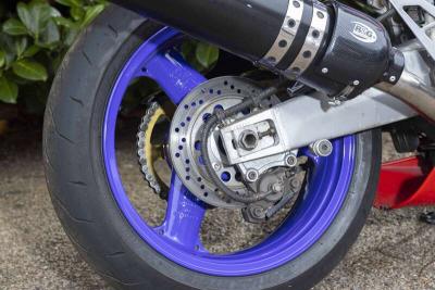 2996 Kawasaki ZX-7R (P1)