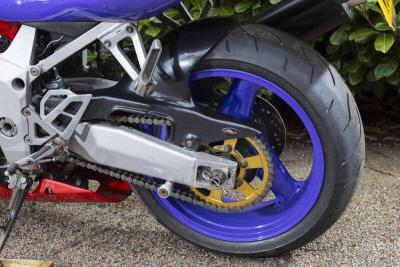 2996 Kawasaki ZX-7R (P1)