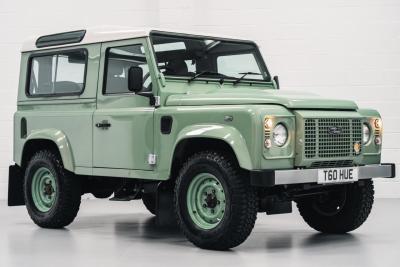 2015 Land Rover Defender 90 Heritage