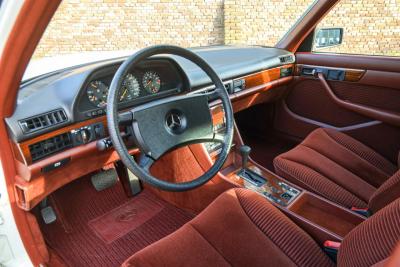 1988 Mercedes - Benz 280 S &ldquo;With only 16.000 kilometers&rdquo;