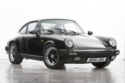 1986 Porsche 911 3.2 Carrera Coupe