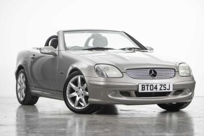 2004 Mercedes - Benz SLK 320
