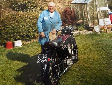 1939 VINCENT HRD SERIES A COMET