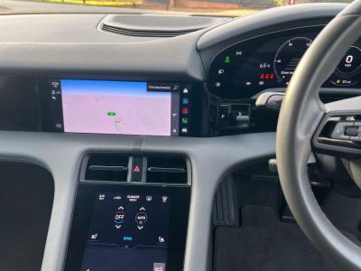 2022 Porsche Performance 79.2kWh Sport Turismo Auto RWD 5dr (11kW Charger)