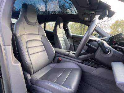2022 Porsche Performance 79.2kWh Sport Turismo Auto RWD 5dr (11kW Charger)