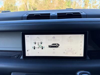 2021 Land Rover 3.0 D300 MHEV HSE Hard Top SUV Auto 4WD MWB Euro 6 (s/s) 5dr