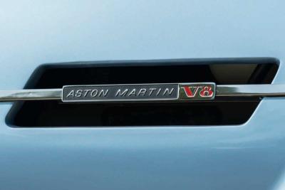 1988 Aston Martin Martin V8 Volante