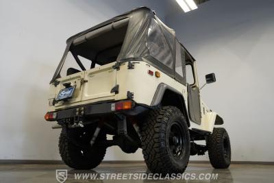 1974 Toyota FJ40 Land Cruiser