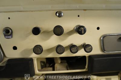 1974 Toyota FJ40 Land Cruiser