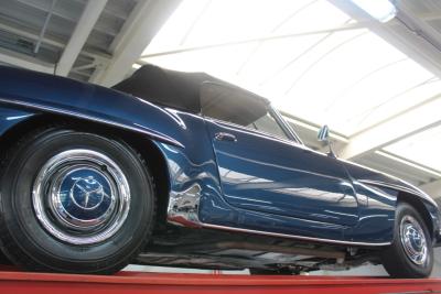 1960 Mercedes - Benz Mercedes Benz 190 SL &ldquo;Bare metal restoration&rdquo;