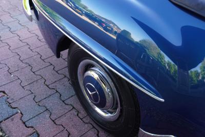 1960 Mercedes - Benz Mercedes Benz 190 SL &ldquo;Bare metal restoration&rdquo;