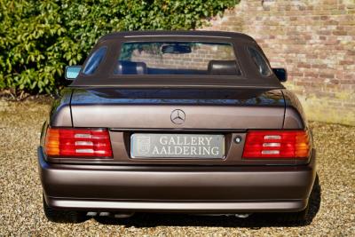 1993 Mercedes - Benz 300 SL &ldquo;Brown over brown&rdquo;