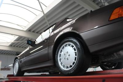 1993 Mercedes - Benz 300 SL &ldquo;Brown over brown&rdquo;