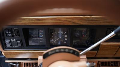 1988 Jeep Grand Wagoneer