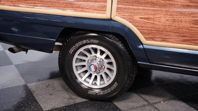 1988 Jeep Grand Wagoneer