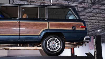1988 Jeep Grand Wagoneer