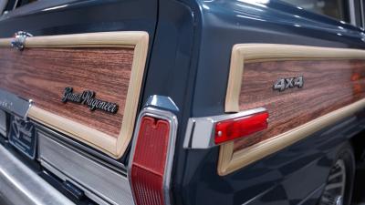 1988 Jeep Grand Wagoneer