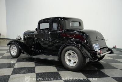 1932 Ford 5-Window Coupe LS1
