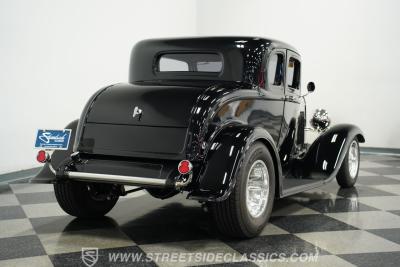 1932 Ford 5-Window Coupe LS1